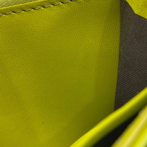 Authentic Pre-owned Baguette Continental With Chain Green - Picture 16 of 16